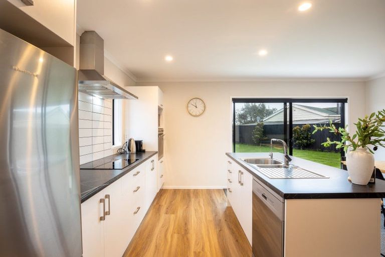 Photo of property in 26 Aratapu Street, Waitara, 4320