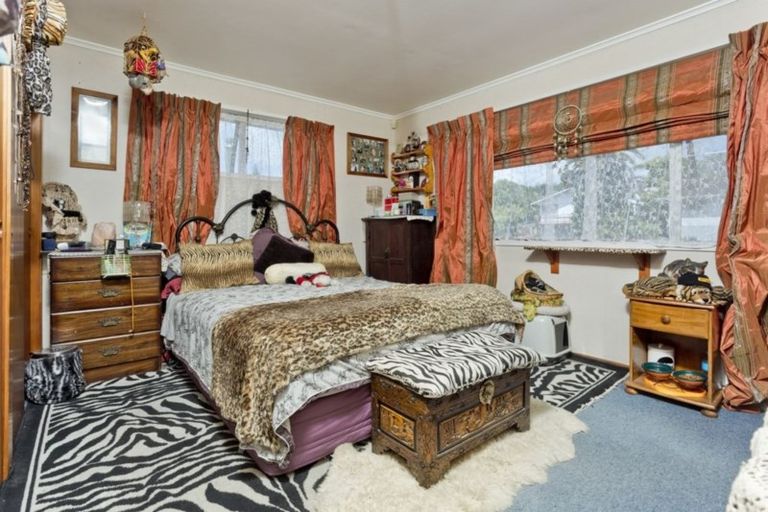 Photo of property in 71 Salamanca Road, Sunnynook, Auckland, 0620