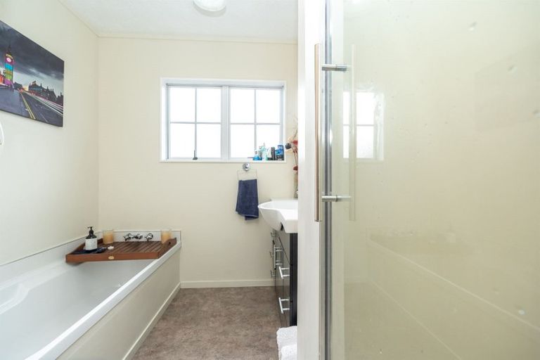 Photo of property in 4 Mcewan Place, Fitzroy, Hamilton, 3206