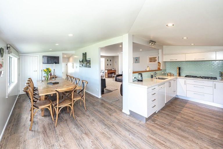 Photo of property in 111 Peat Avenue, Kai Iwi, Whanganui, 4574