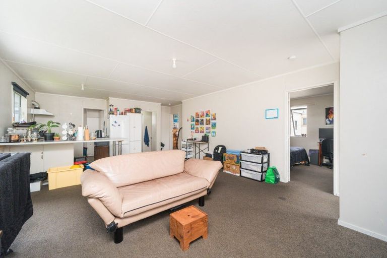 Photo of property in 35 Ada Street, Hokowhitu, Palmerston North, 4410