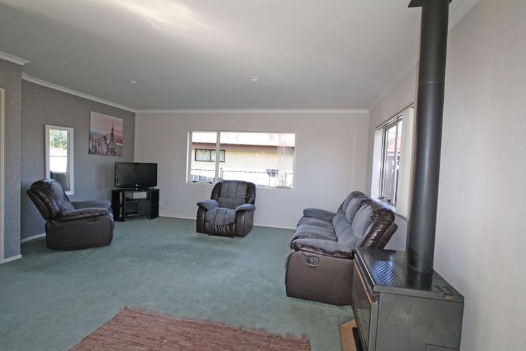 Photo of property in 20 Meade Place, Bell Block, New Plymouth, 4312