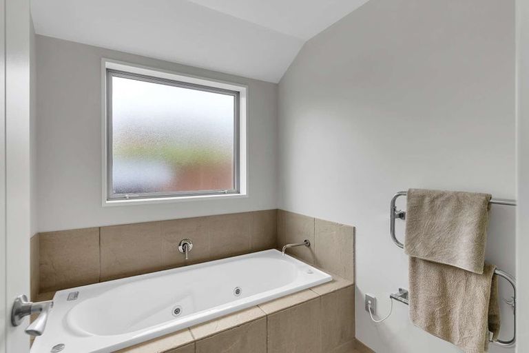 Photo of property in 17 Cameron Crescent, Rolleston, 7614