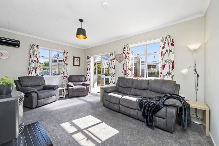 Photo of property in 19 Manchester Street, Tinwald, Ashburton, 7700