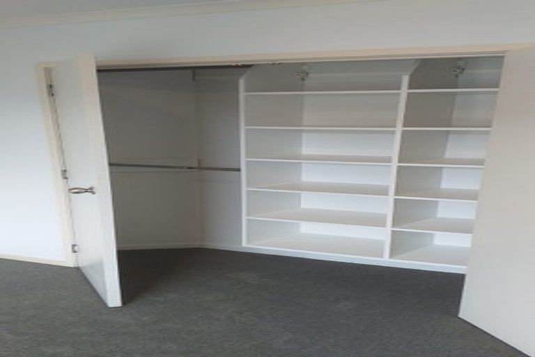 Photo of property in 20 Tauranga Place, Orewa, 0931