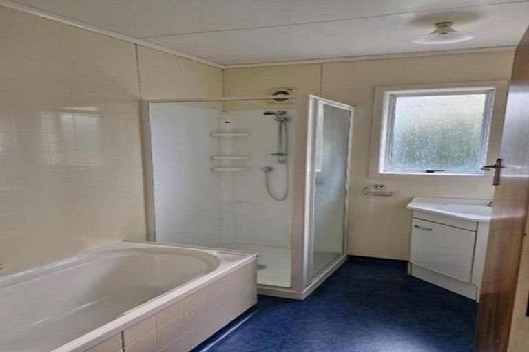 Photo of property in 35 Budleigh Street, Frankleigh Park, New Plymouth, 4310