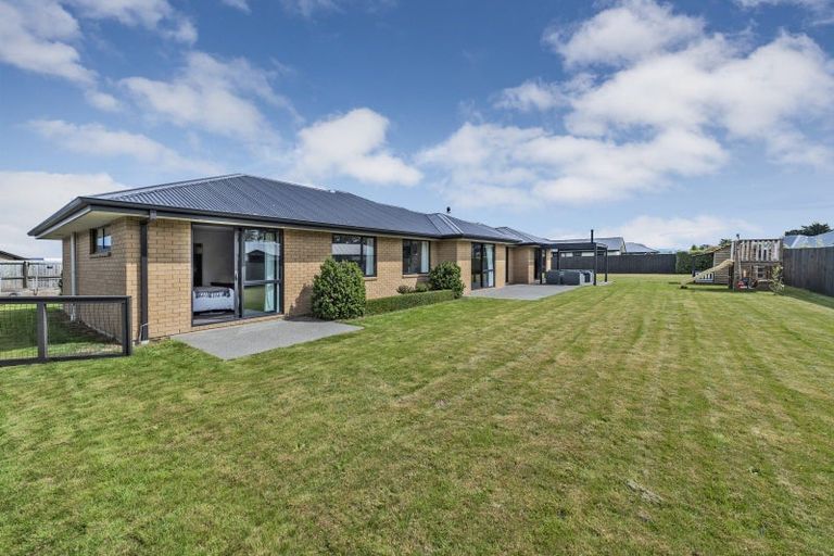 Photo of property in 5 Merino Crescent, Kirwee, 7571