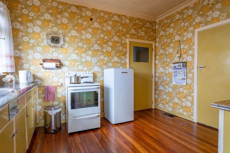 Photo of property in 19 Tamar Street, South Hill, Oamaru, 9400