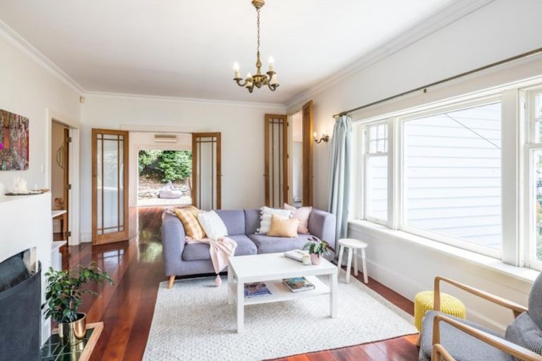 Photo of property in 71 Sar Street, Wadestown, Wellington, 6012