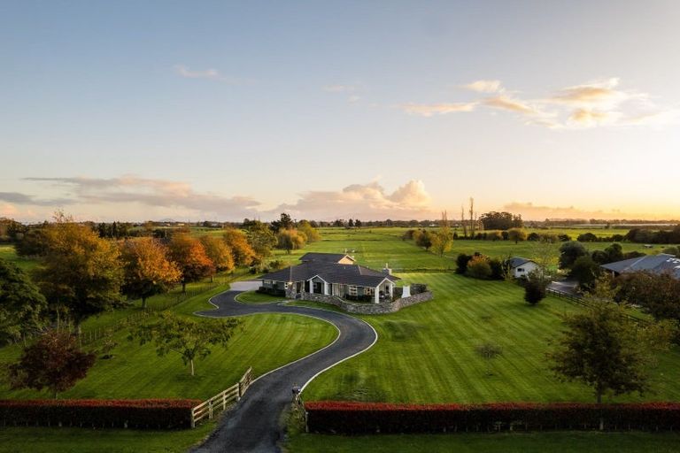 Photo of property in 483 Fencourt Road, Cambridge, 3493