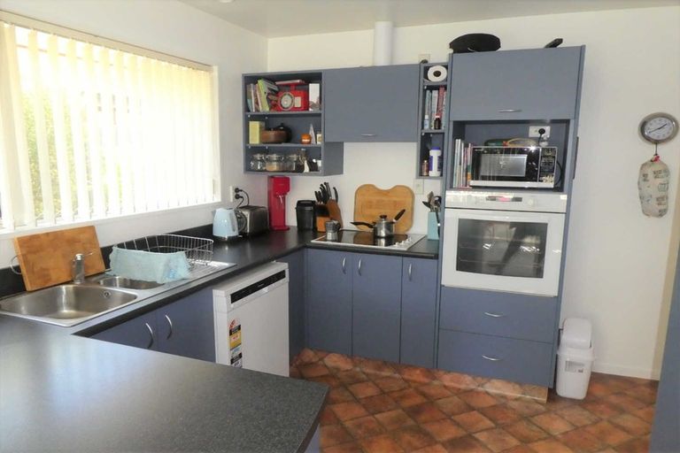 Photo of property in 1 Nina Lane, Somerfield, Christchurch, 8024