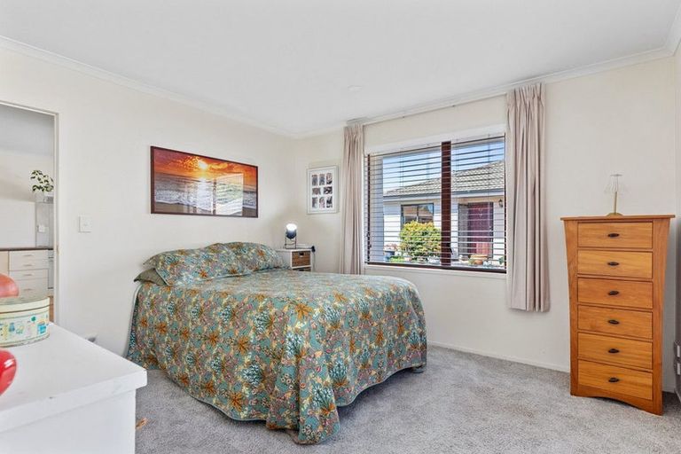 Photo of property in 8 Cheyne Road, Pyes Pa, Tauranga, 3112