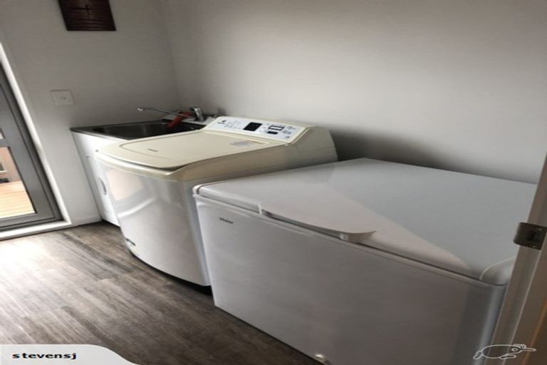 Photo of property in 51 Niven Street, Avondale, Christchurch, 8061