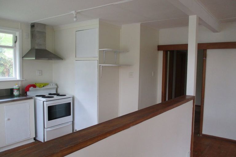 Photo of property in 147 Champion Street, Cannons Creek, Porirua, 5024