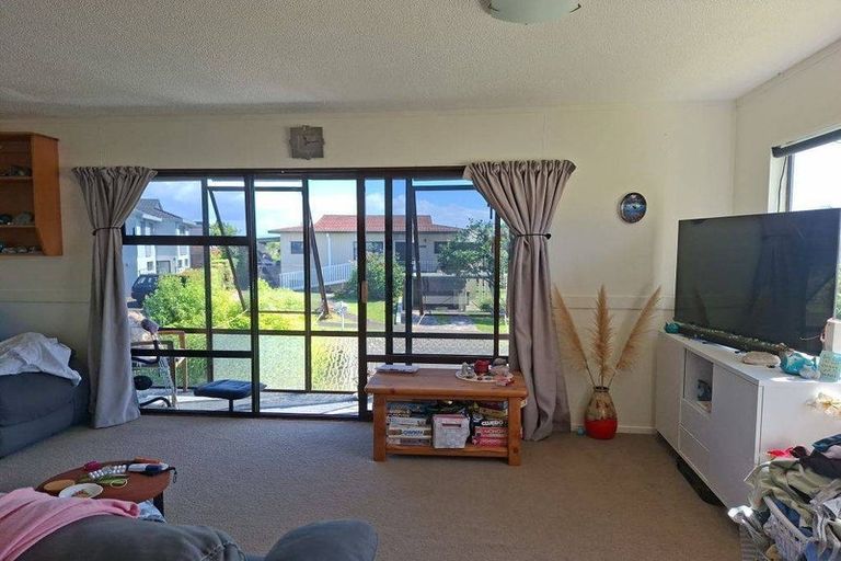 Photo of property in 16a Ruamoana Place, Omokoroa, 3114