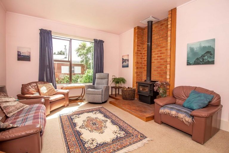 Photo of property in 128 Torea Street, Granity, 7823