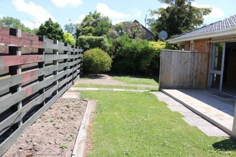 Photo of property in 9 Brightwater Terrace, Terrace End, Palmerston North, 4410