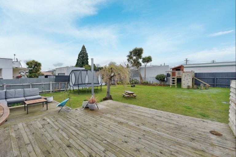 Photo of property in 12 Thistle Street, Gore, 9710