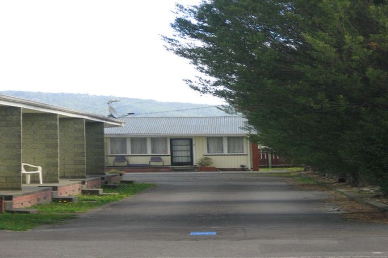 Photo of property in 6/36 Camp Street, Silverstream, Upper Hutt, 5019