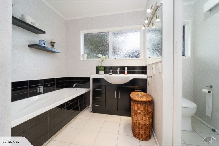 Photo of property in 122 Colombo Road, Masterton, 5810