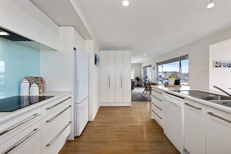 Photo of property in 18 Rawhiti Place, Snells Beach, 0920