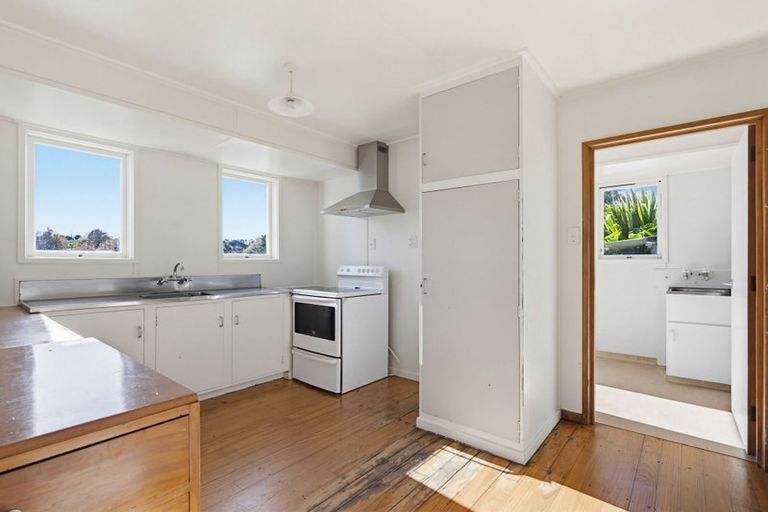 Photo of property in 45 Totara Street, Waiuku, 2123