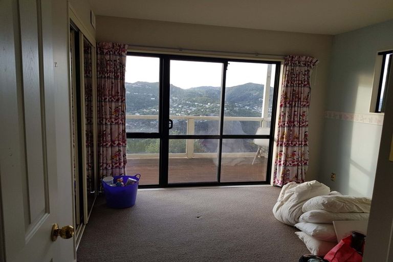 Photo of property in 19 Landsdowne Terrace, Karori, Wellington, 6012