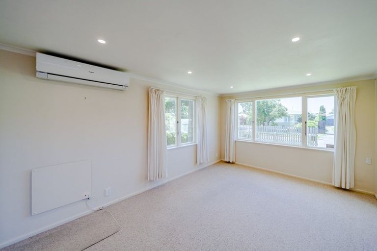 Photo of property in 36 Upham Street, Havelock North, 4130