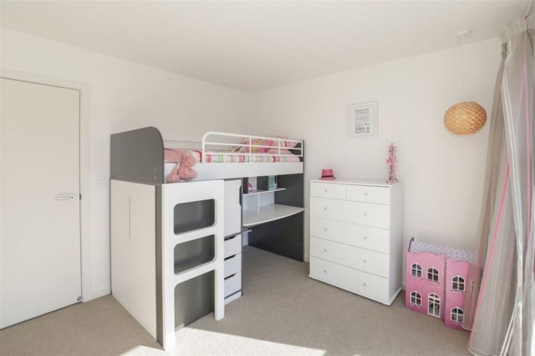 Photo of property in 40 Quinnat Street, Albert Town, Wanaka, 9305