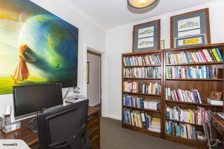 Photo of property in 255 Marine Parade, Eastbourne, Lower Hutt, 5013