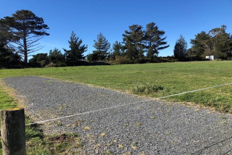 Photo of property in 71 Awarua Bay Road, Awarua Plains, Invercargill, 9877