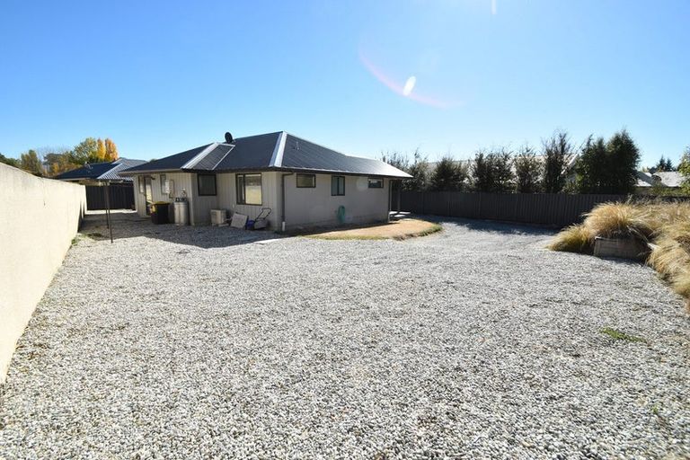 Photo of property in 13 Pinot Noir Court, Omarama, 9412