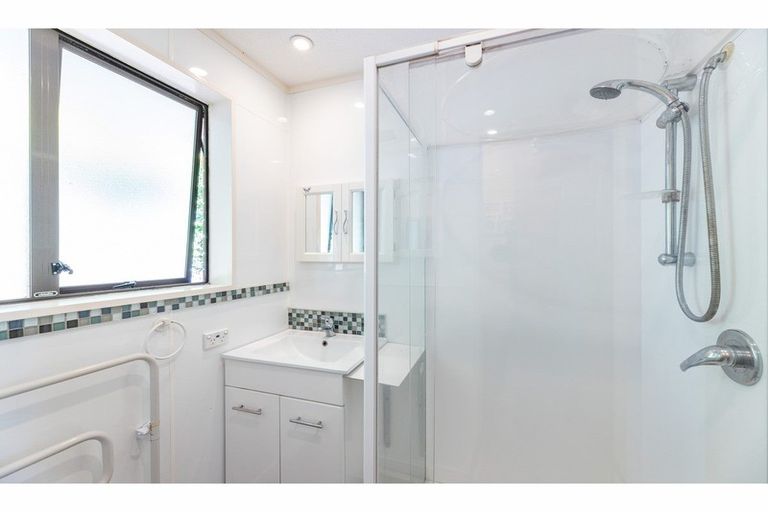 Photo of property in 2/50a Tilford Street, Woolston, Christchurch, 8062