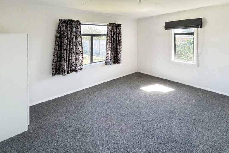 Photo of property in 19 Bignell Street, Gonville, Whanganui, 4501