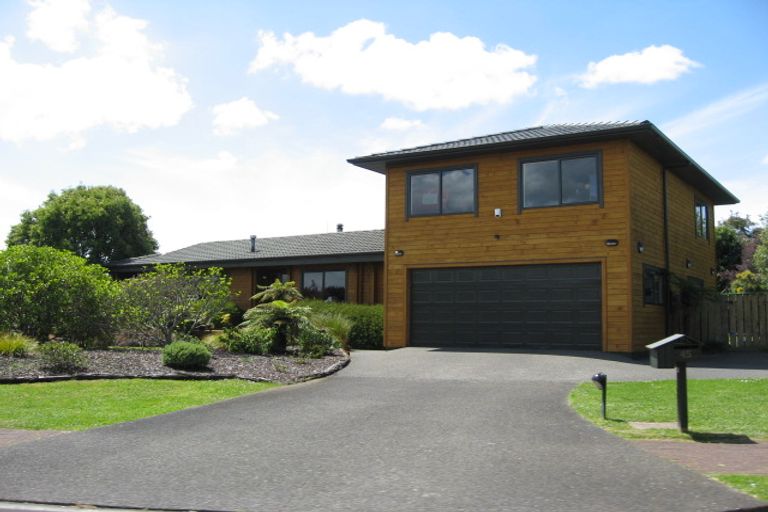 Photo of property in 45 Sunny Crescent, Huapai, Kumeu, 0810