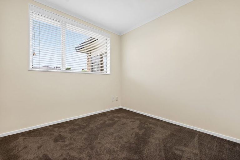 Photo of property in 31 Magnolia Drive, Waiuku, 2123
