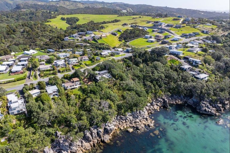 Photo of property in 1123 Cove Road, Langs Beach, Waipu, 0582