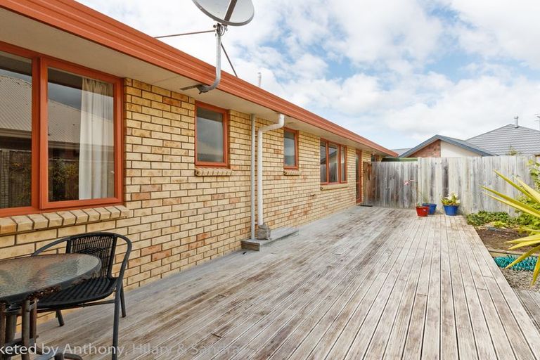 Photo of property in 53 Branigan Parade, Kelvin Grove, Palmerston North, 4414