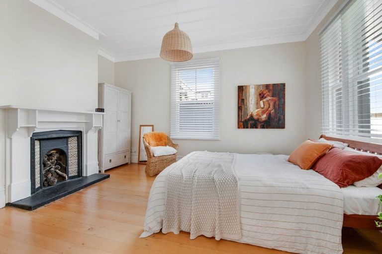 Photo of property in 4 Mays Street, Devonport, Auckland, 0624