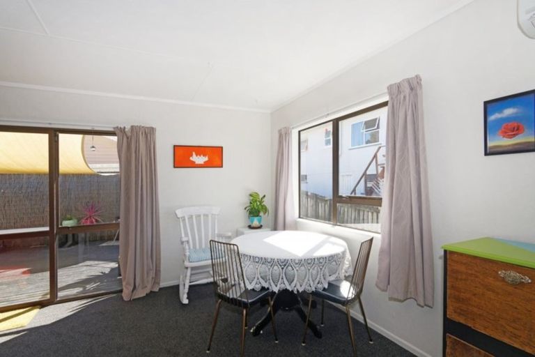 Photo of property in 2/142 Saint Vincent Street, Toi Toi, Nelson, 7010