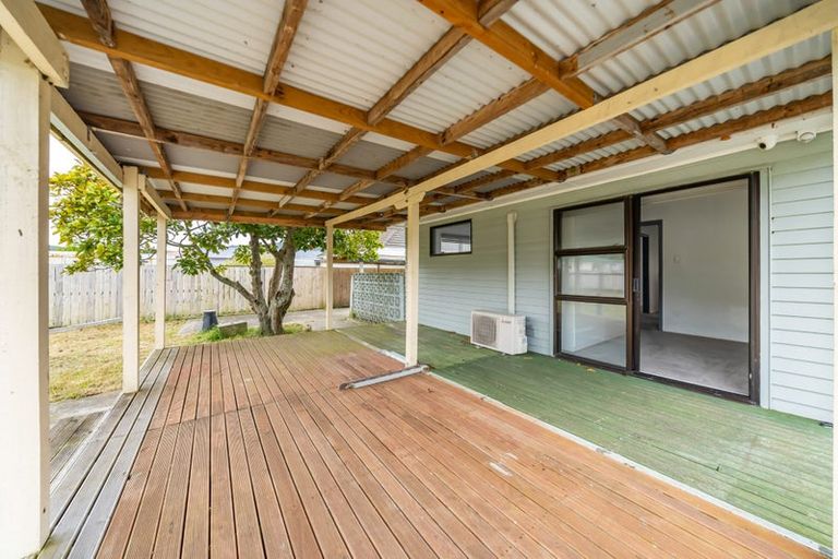 Photo of property in 43 Donnelley Drive, Wainuiomata, Lower Hutt, 5014
