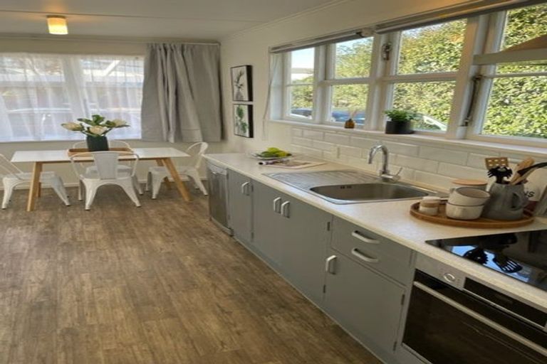 Photo of property in 50 Vogel Street, Roslyn, Palmerston North, 4414