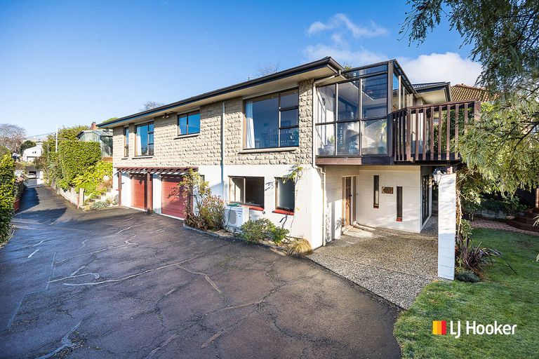 Photo of property in 10 Crosby Street, Mornington, Dunedin, 9011
