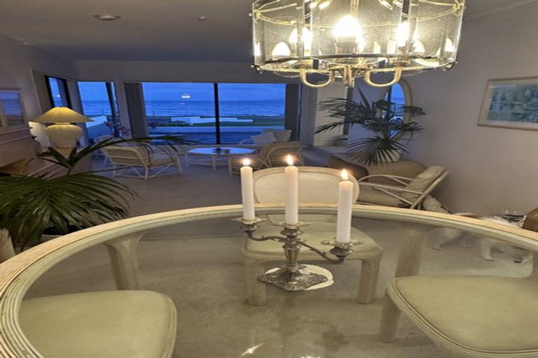 Photo of property in 31 Arkles Strand, Arkles Bay, Whangaparaoa, 0932