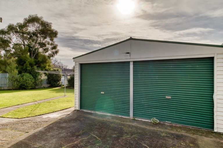 Photo of property in 9 Kaweka Place, Havelock North, 4130