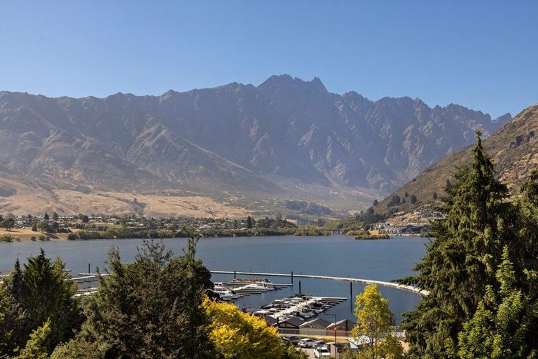 Photo of property in 10 Livingstone Lane, Frankton, 9300