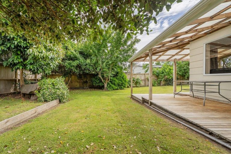 Photo of property in 8 Joan Gaskell Drive, Whitianga, 3510