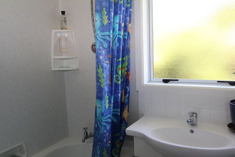 Photo of property in 7 Brentford Place, Manurewa, Auckland, 2102