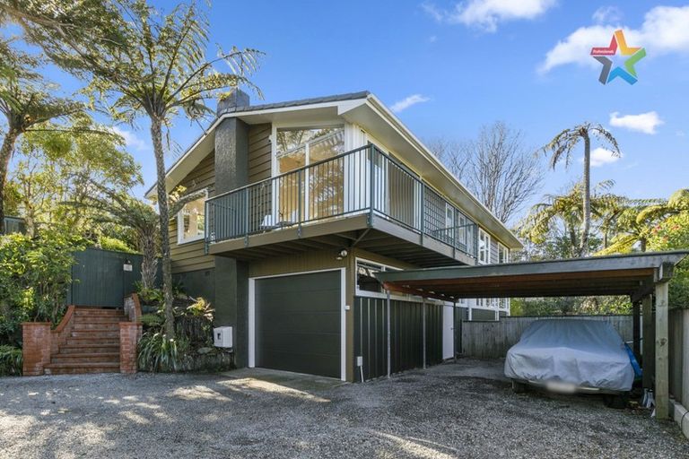 Photo of property in 14 Pomare Road, Tirohanga, Lower Hutt, 5010