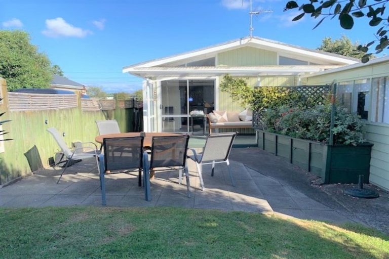 Photo of property in 2/132 Church Street, Onehunga, Auckland, 1061